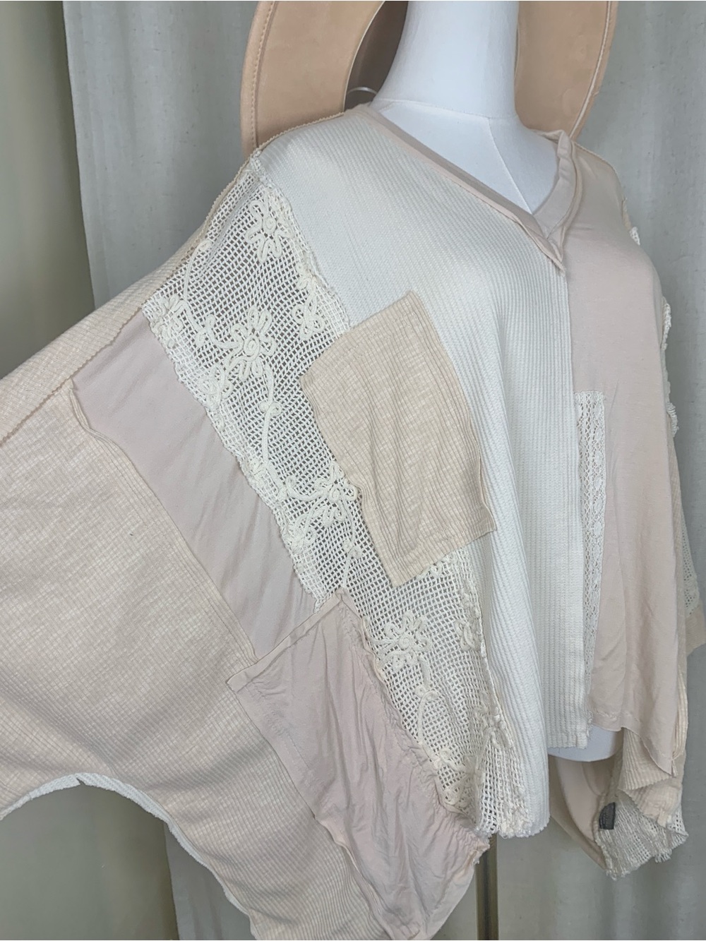 POL Cream Patchwork Lace Boho Tunic L1-19 - Picture 2 of 7